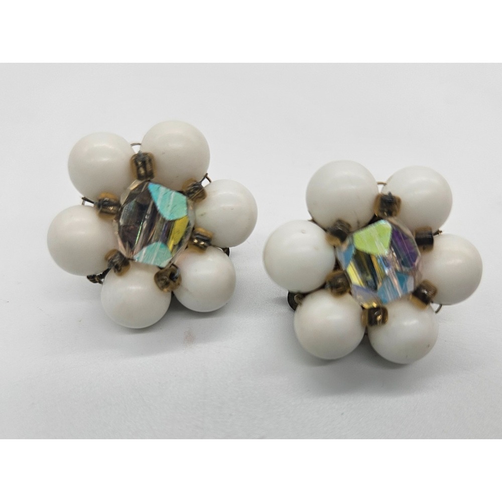 Vintage White Beaded Flower Crystal Rhinestone Clip On Earrings Japan - Picture 1 of 6